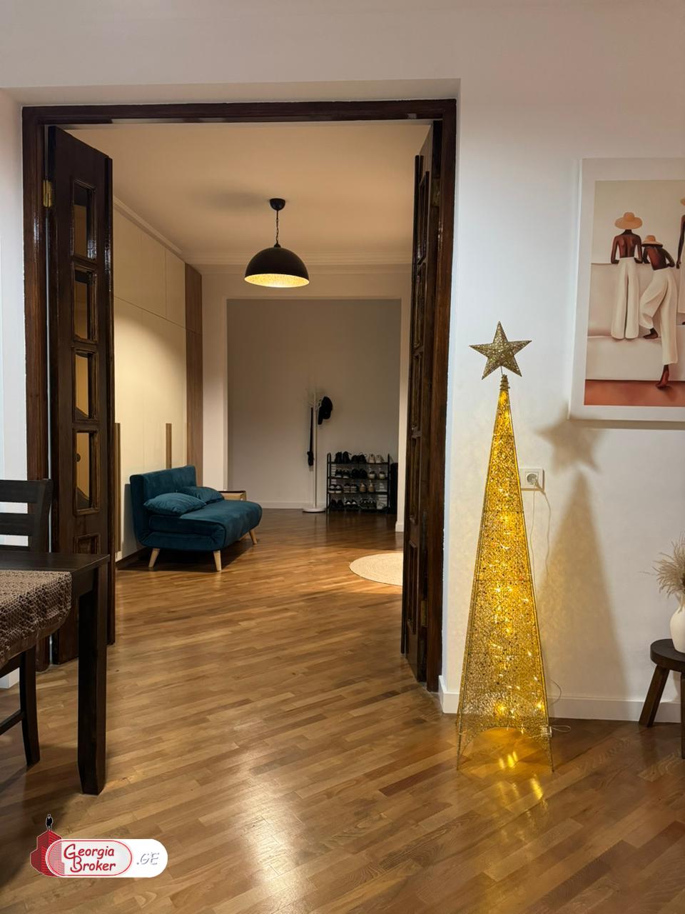 nearly repaired 4-room apartment for sale